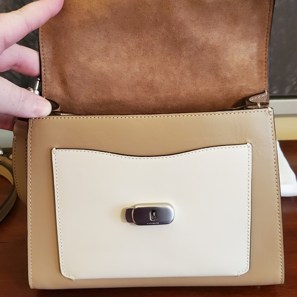 Coach Tabby 20 w/Snakeskin - Picture 8 of 14